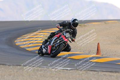 media/Oct-03-2022-Moto Forza (Mon) [[5f077a3730]]/Intermediate Group/Session 5 (Turn 12)/